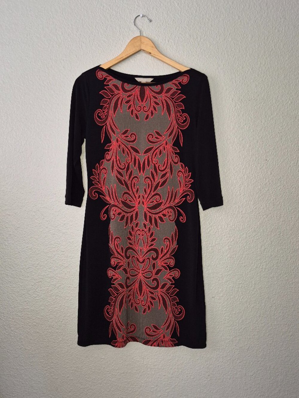 NWOT Banana Republic Black Dress with Orange/Red Design Size Small